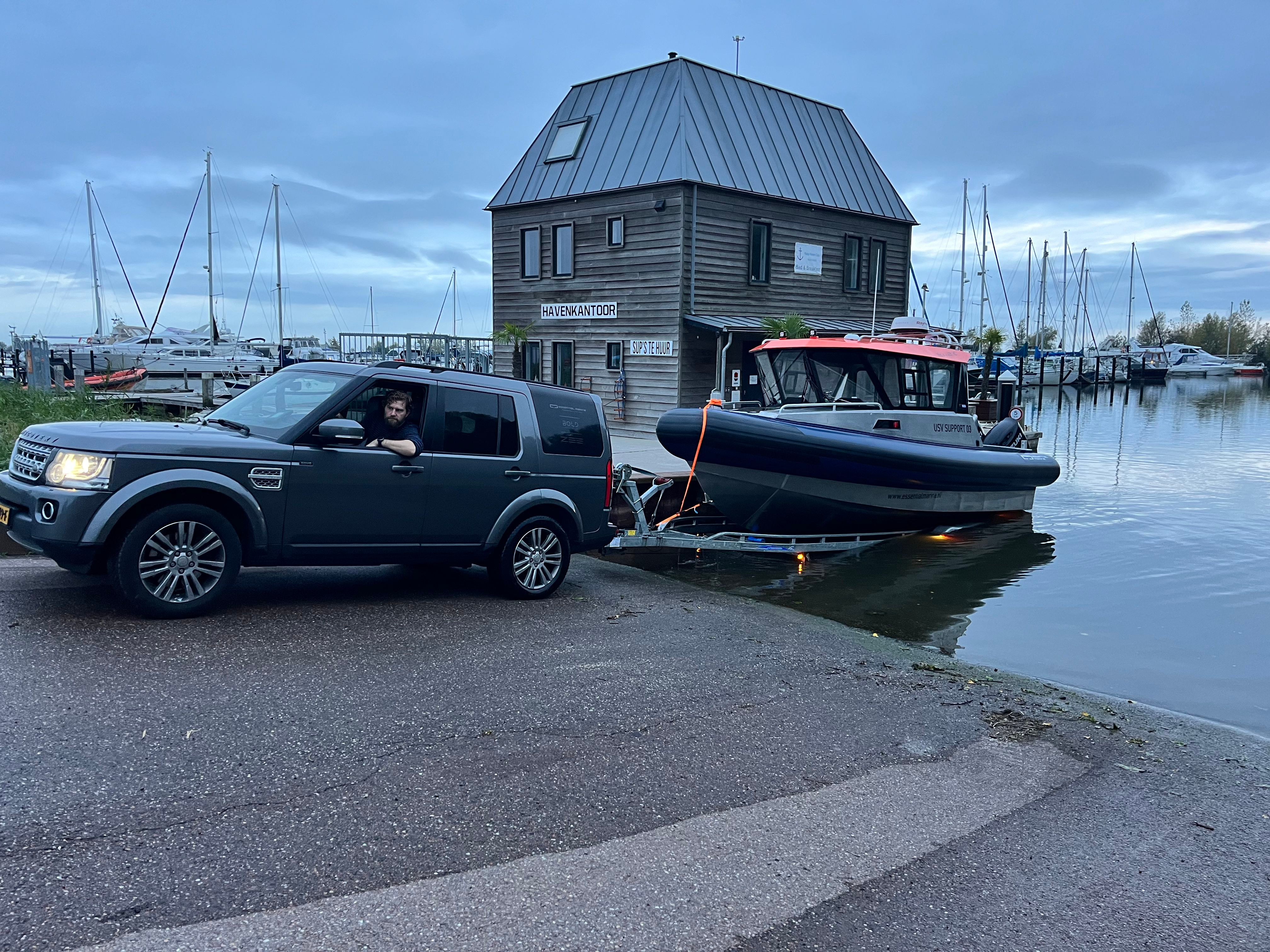 2027 Essential Marine Custodian 800c à vendre (photo 3)