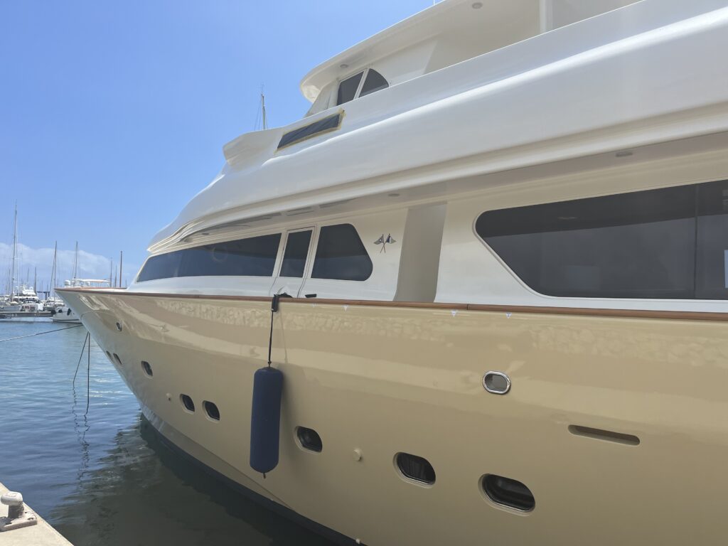 2000 Ferretti Custom Line Navetta 27 en venta (photo 3)