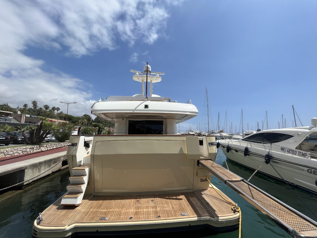 2000 Ferretti Custom Line Navetta 27 en venta (photo 6)
