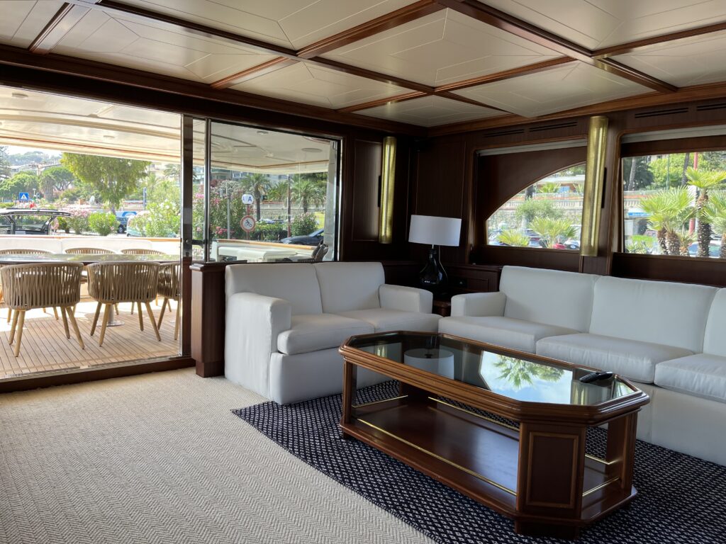 2000 Ferretti Custom Line Navetta 27 en venta (photo 9)