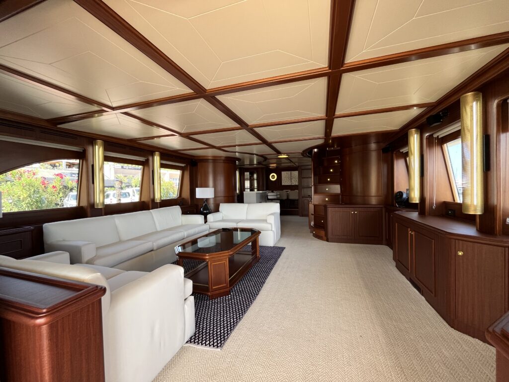 2000 Ferretti Custom Line Navetta 27 en venta (photo 11)