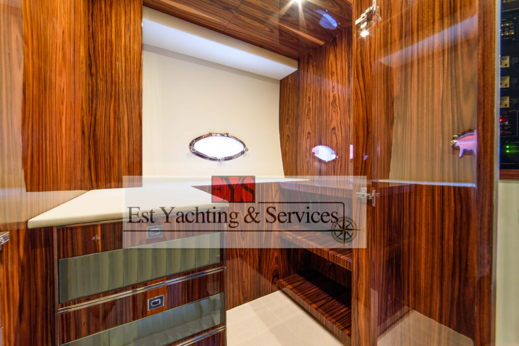 2004 Sunseeker Predator 68 for sale (photo 21)