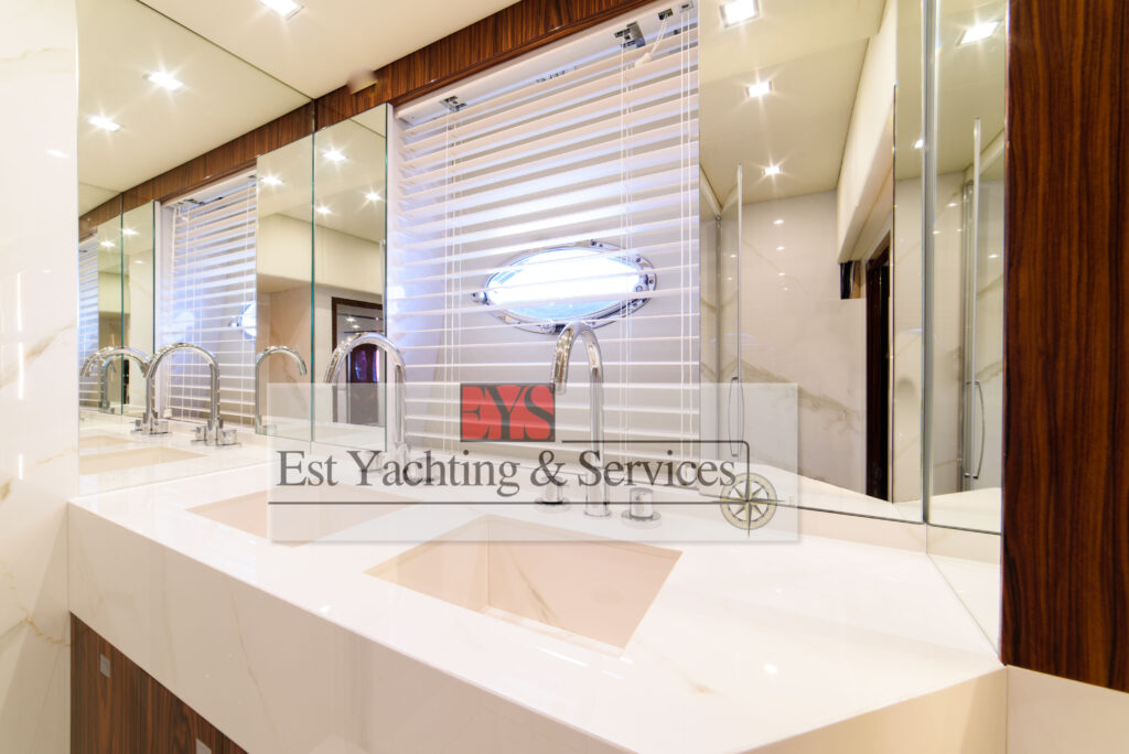 2004 Sunseeker Predator 68 for sale (photo 30)
