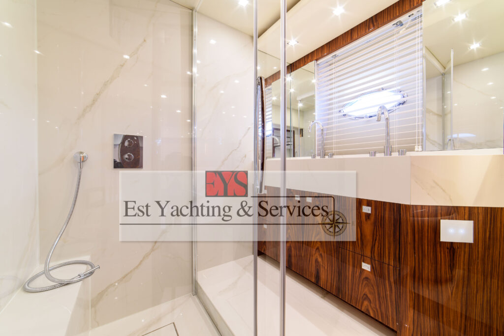 2004 Sunseeker Predator 68 for sale (photo 31)