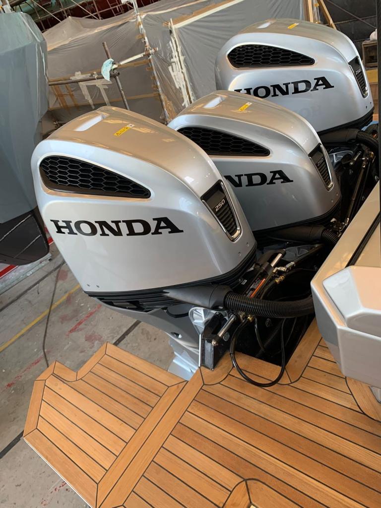 2022 Reale Heritage 40 te koop (photo 14)