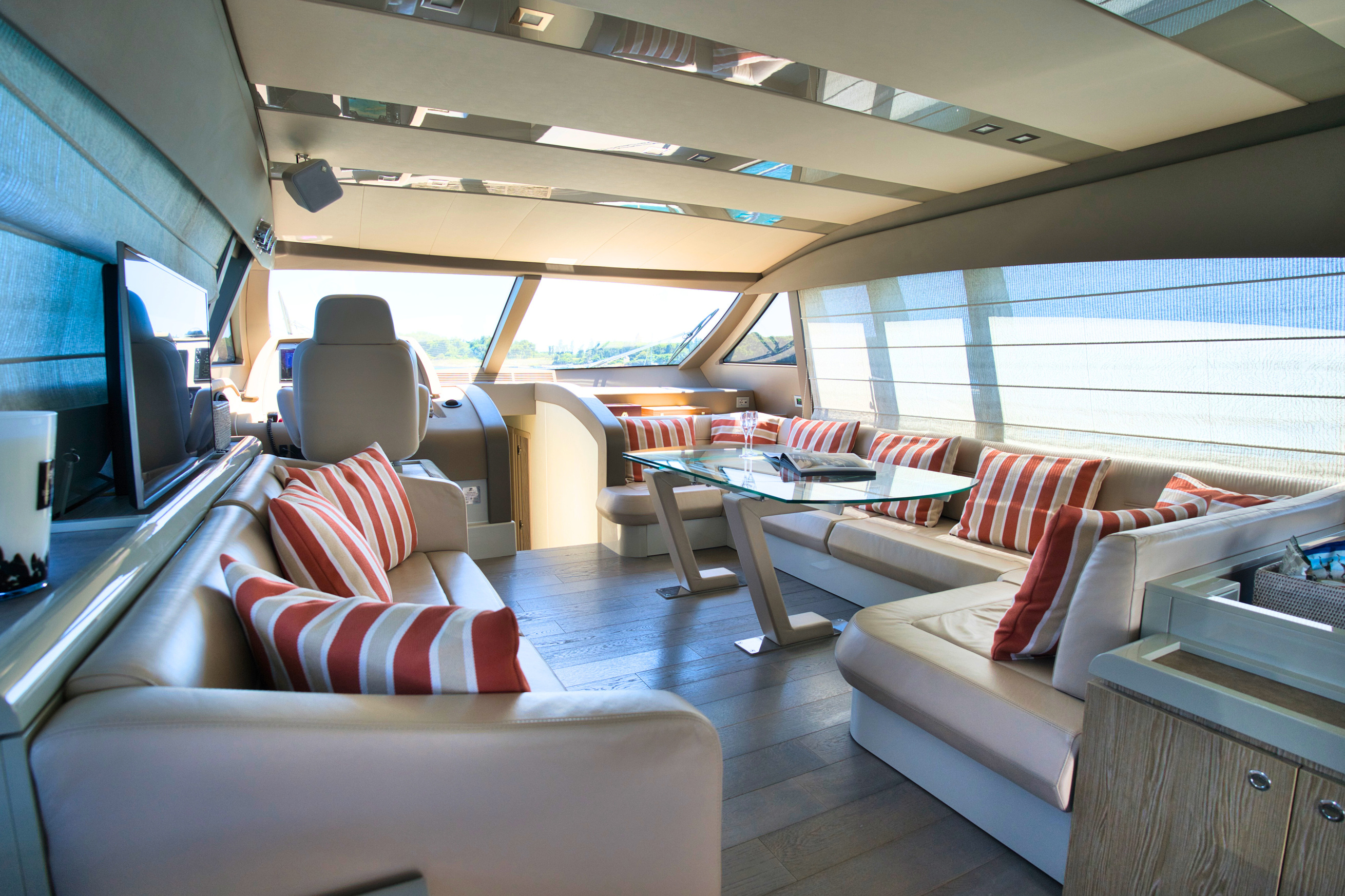 2001 ARNO Leopard 23 Sport en alquiler (photo 18)
