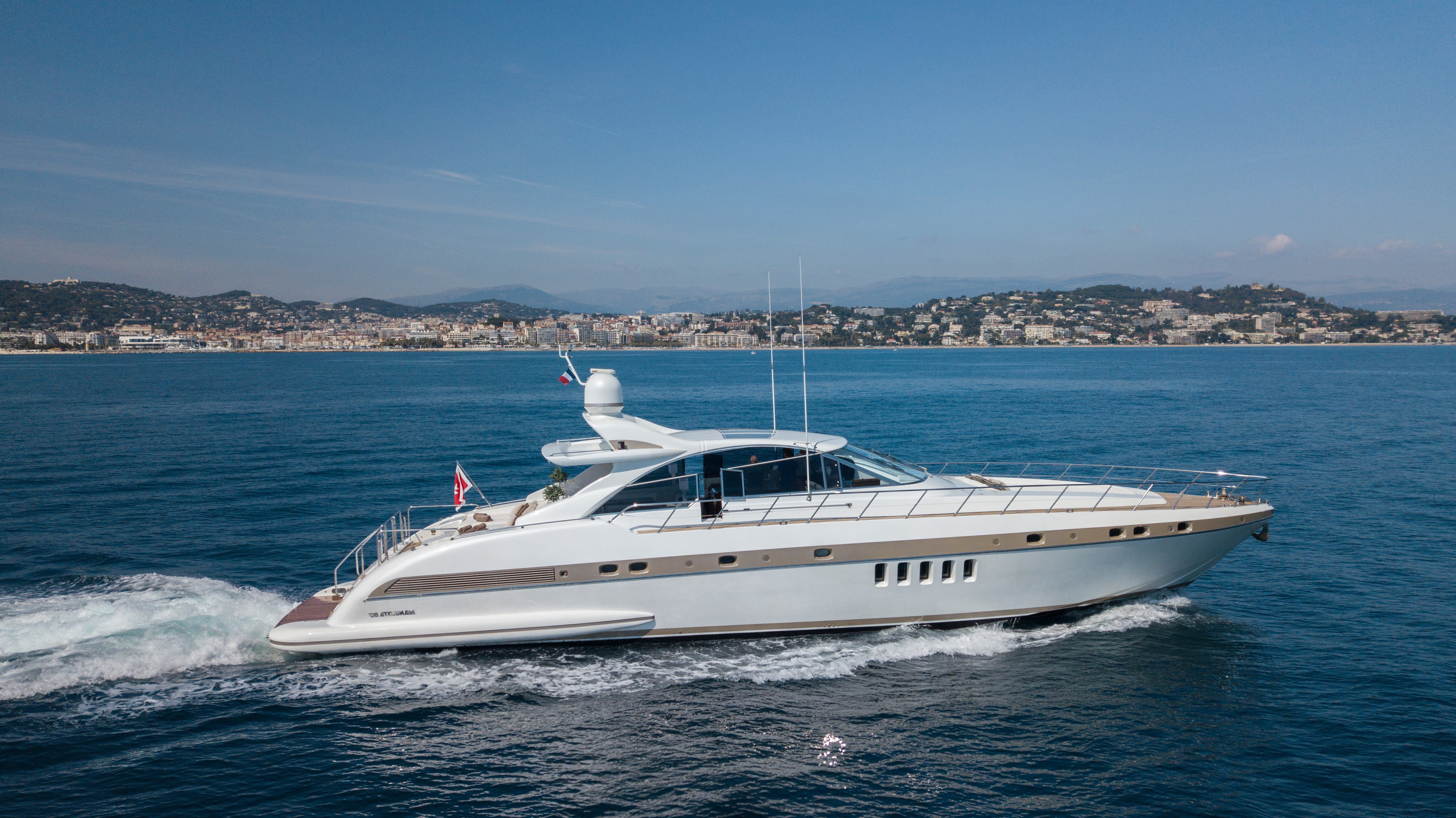 2005 Overmarine MANGUSTA 80 te huur (photo 2)