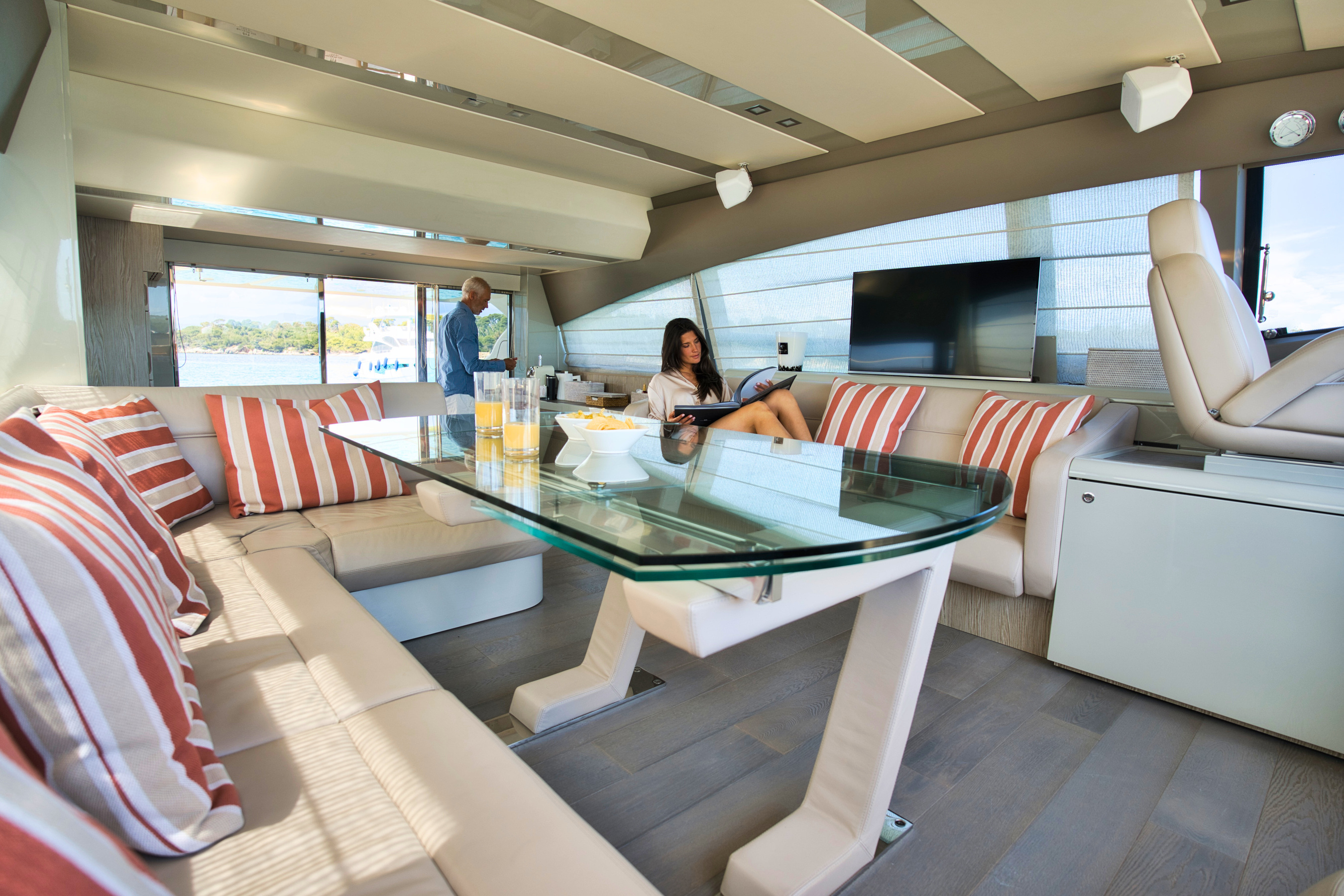 2018 FERRETTI 650 a noleggio (photo 17)