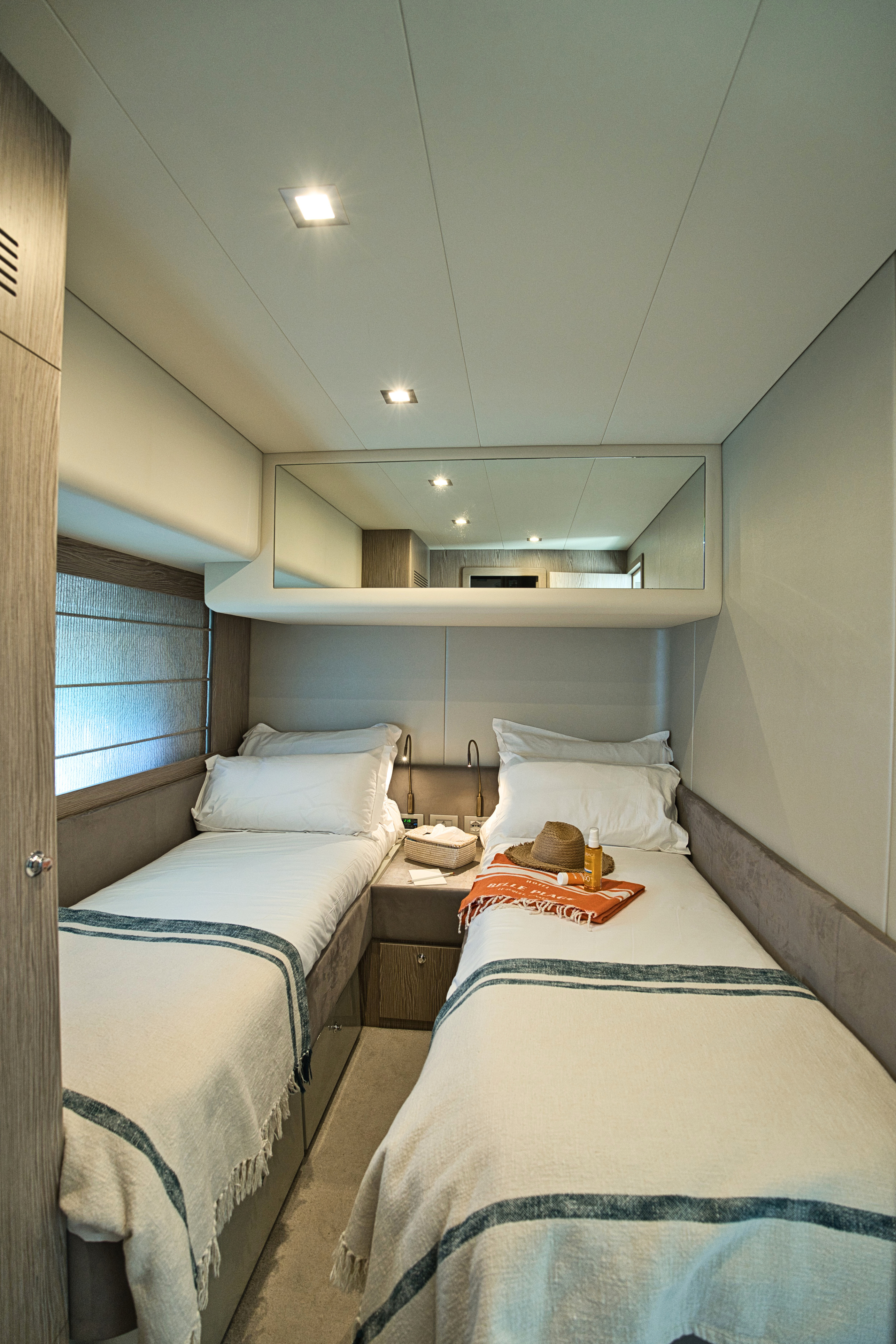 2018 FERRETTI 650 a noleggio (photo 23)