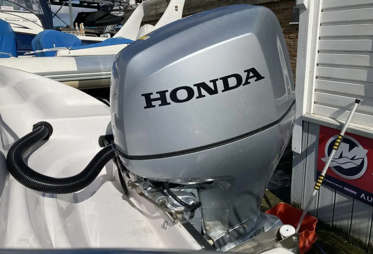 2020 Ranieri 4XC H20CC te koop (photo 4)