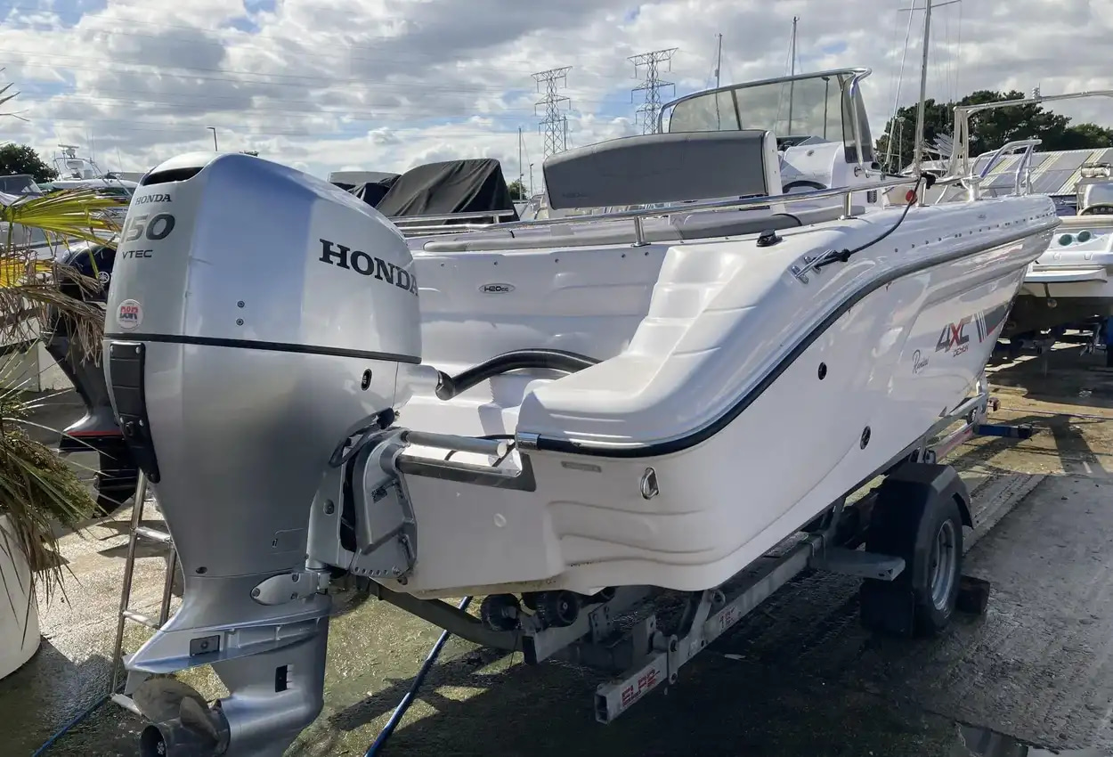 2020 Ranieri 4XC H20CC te koop (photo 9)