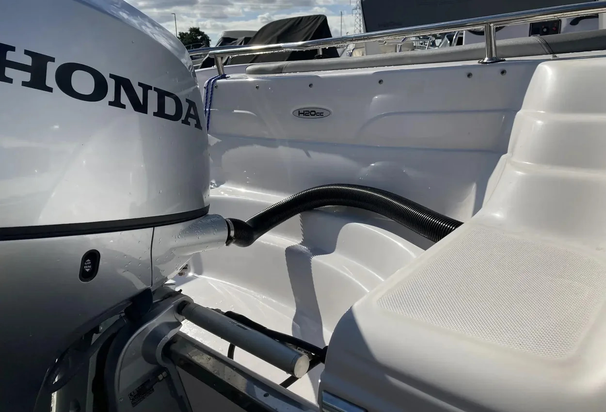 2020 Ranieri 4XC H20CC te koop (photo 10)
