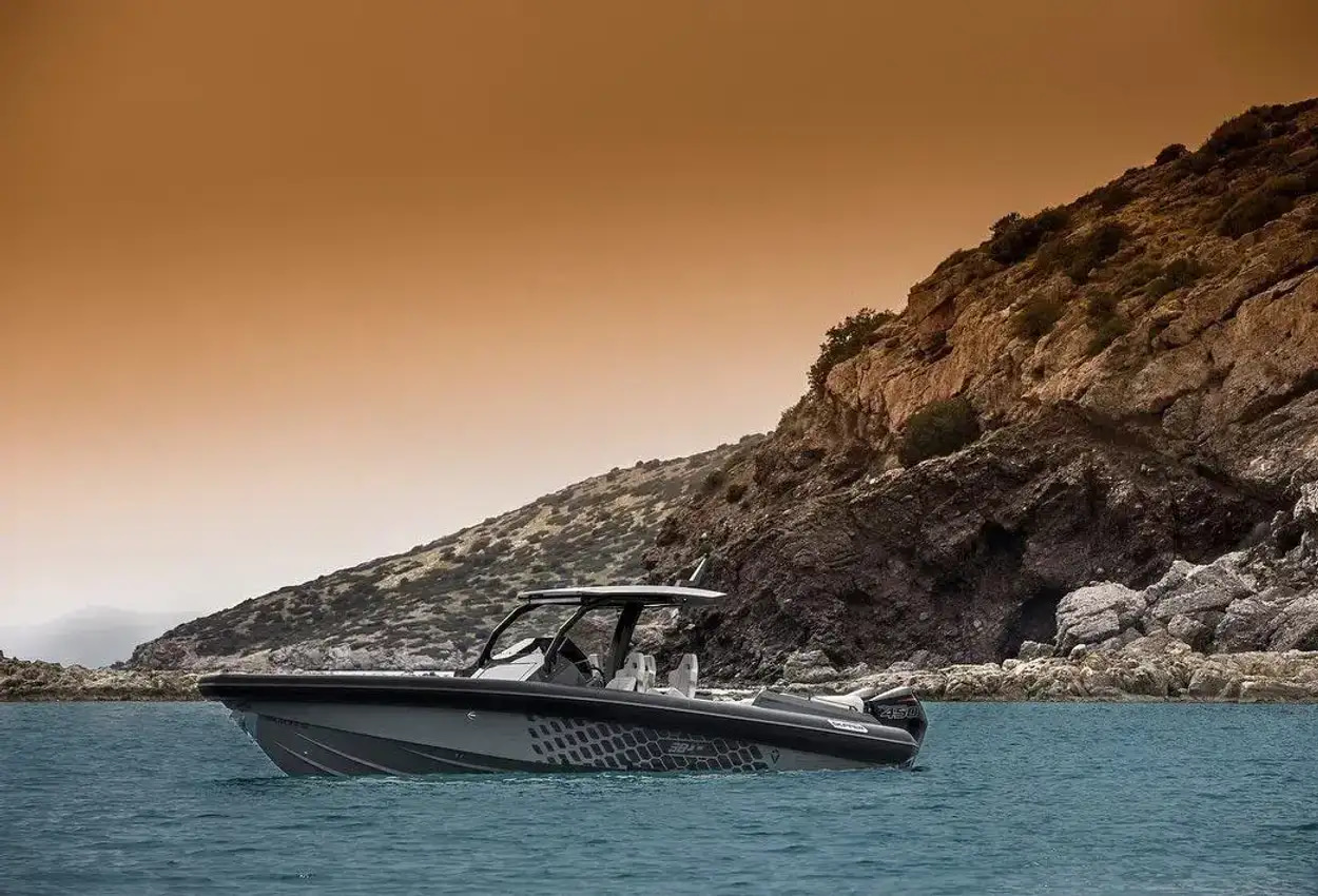 2024 Skipper 38nc high performance RIB à vendre (photo 1)
