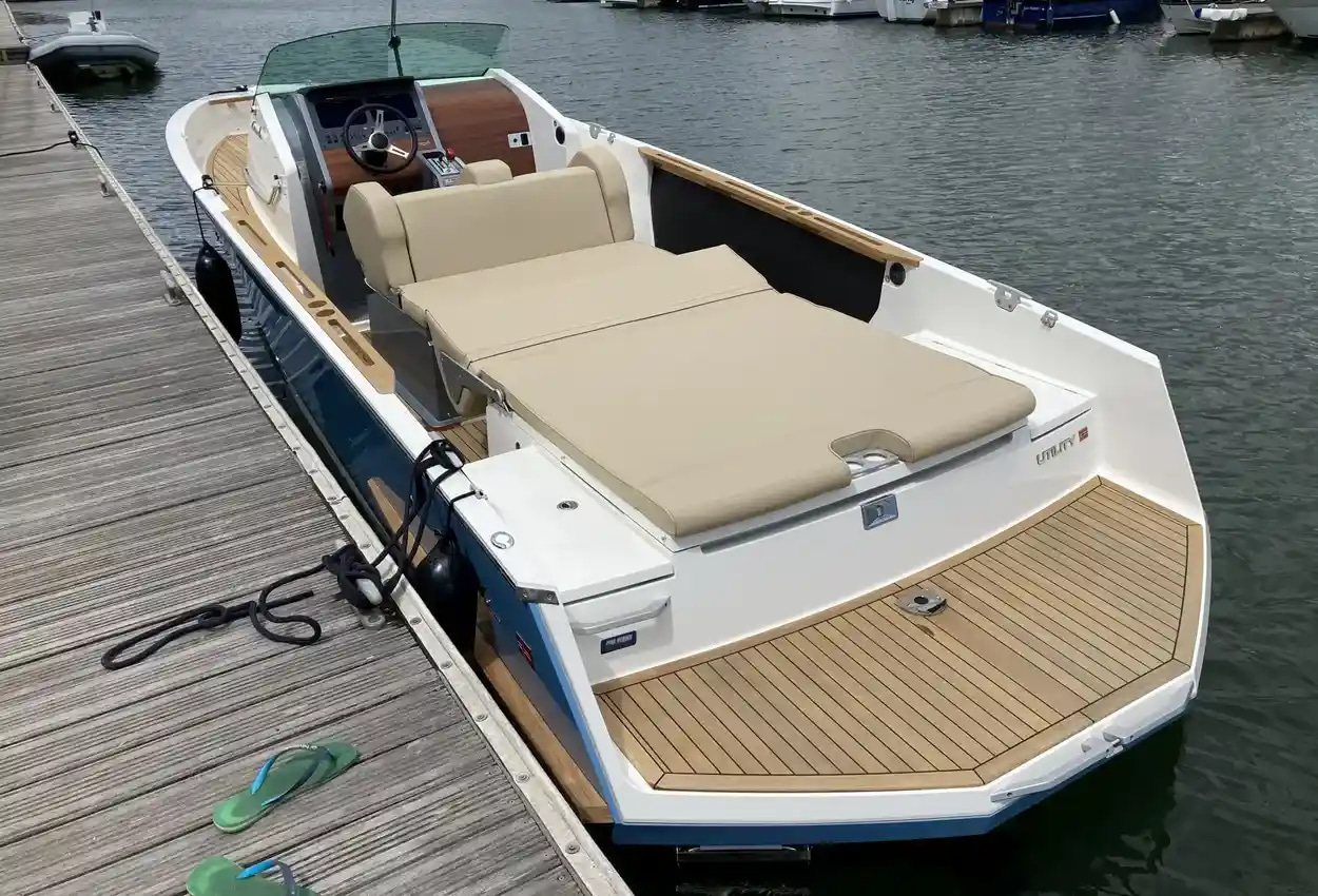 2025 Cormate Utility 27 en venta (photo 2)
