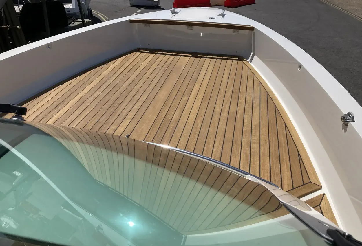 2025 Cormate Utility 27 en venta (photo 18)