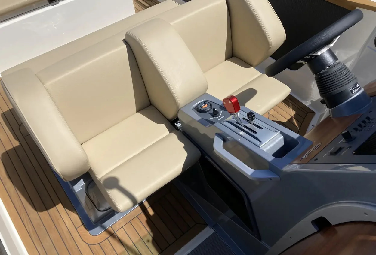2025 Cormate Utility 27 en venta (photo 31)