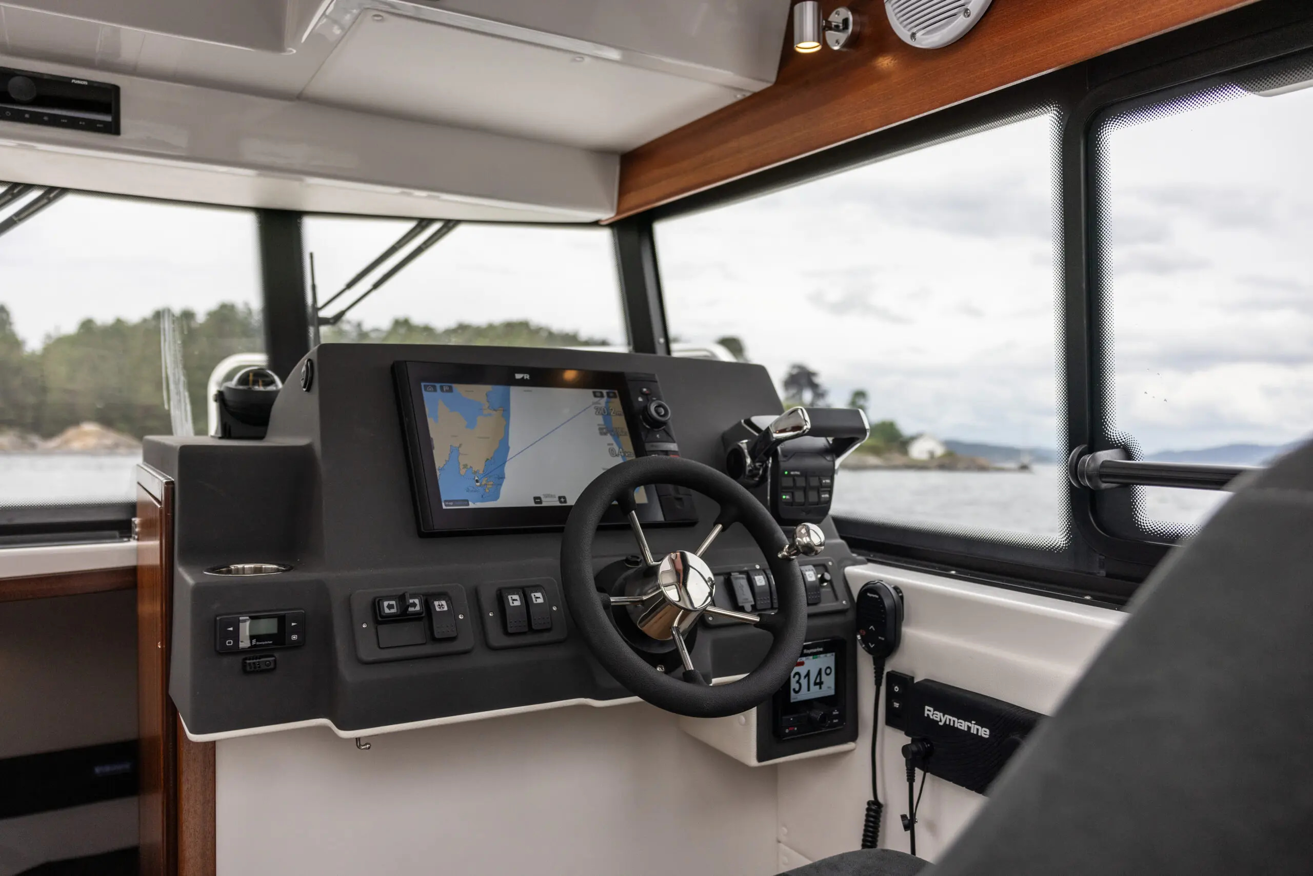 2025 Viknes 8 Offshore zu verkaufen (photo 14)