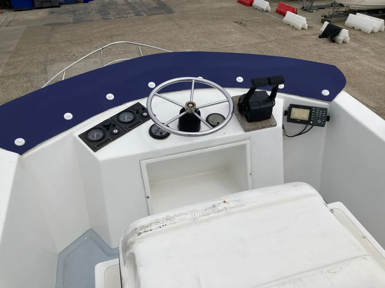 2001 Aquastar 38 te koop (photo 11)