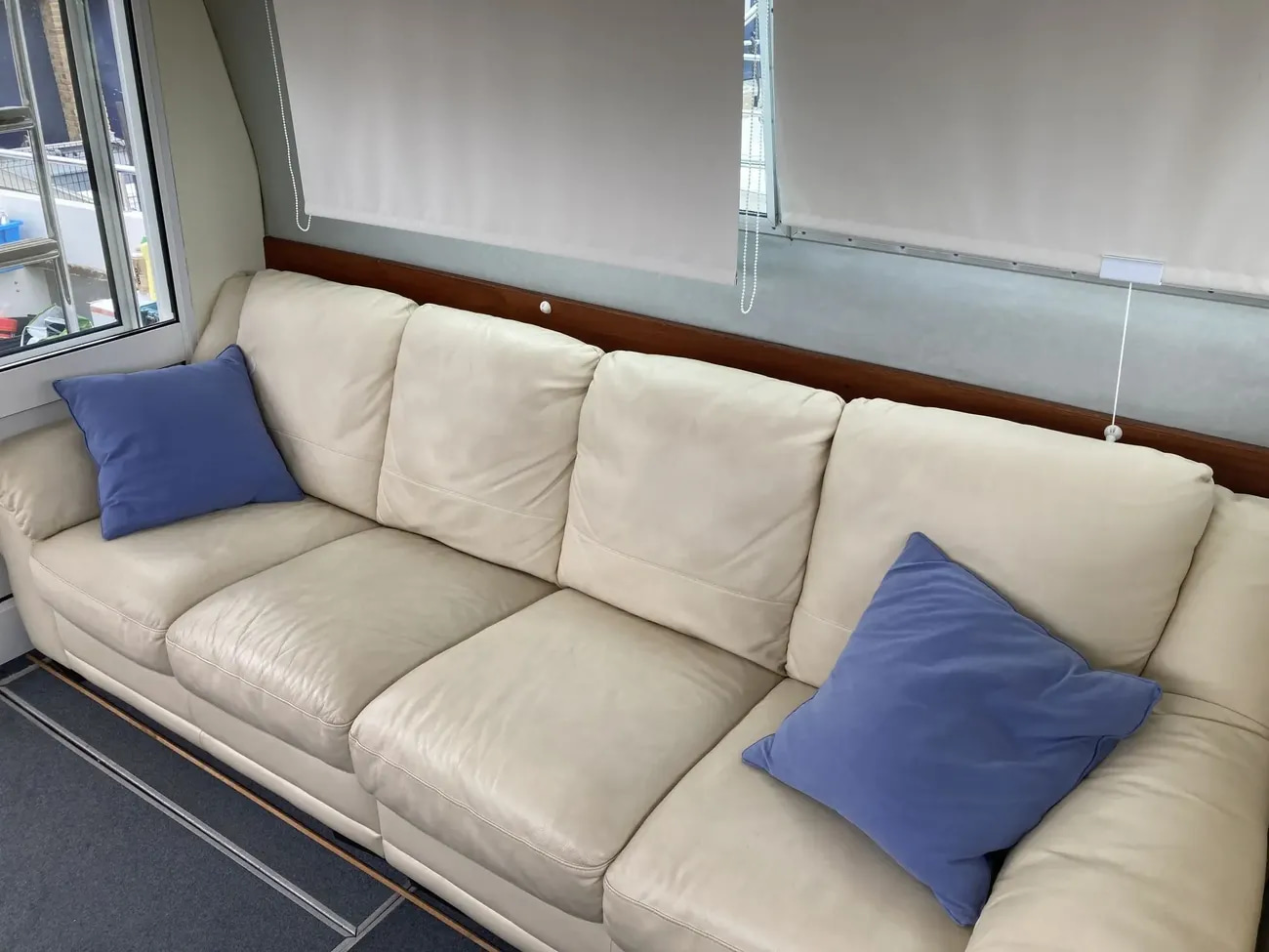 2001 Aquastar 38 te koop (photo 44)