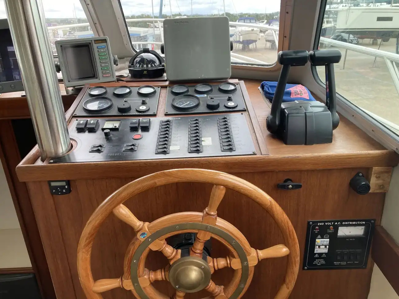 2001 Aquastar 38 te koop (photo 48)