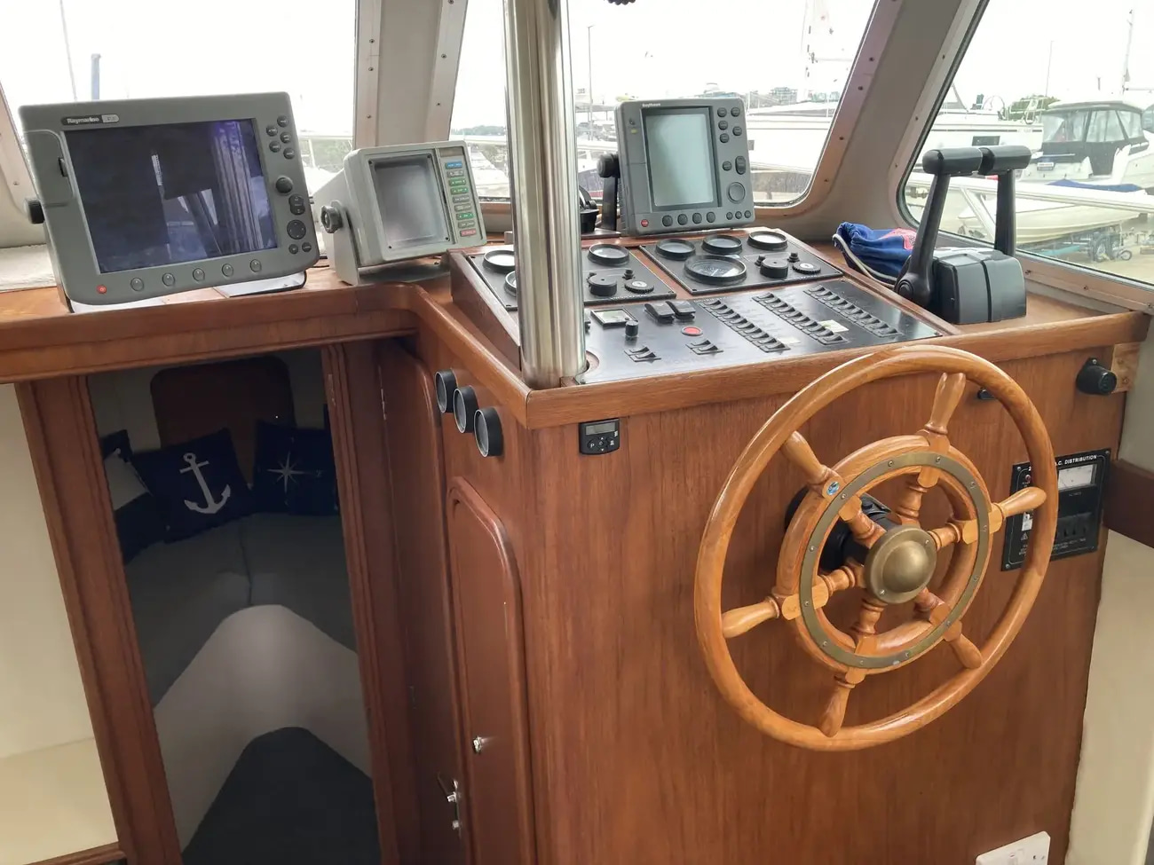 2001 Aquastar 38 te koop (photo 54)