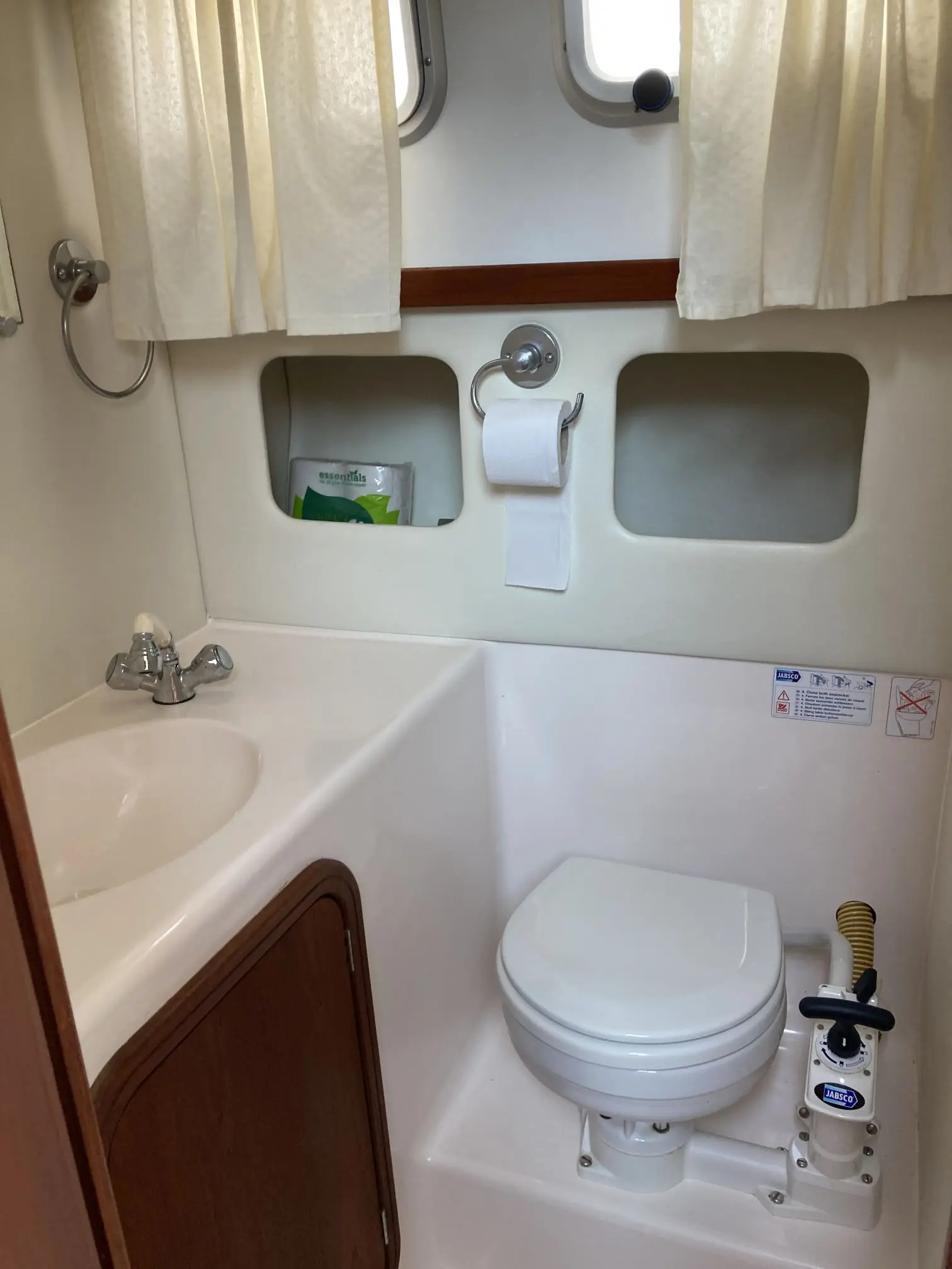 2001 Aquastar 38 te koop (photo 62)