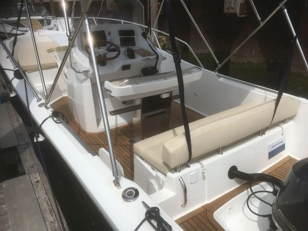 2016 White Shark 246 CC zu verkaufen (photo 11)