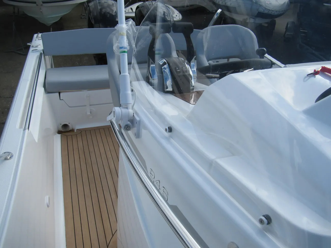 2017 White Shark 246 CC en venta (photo 11)