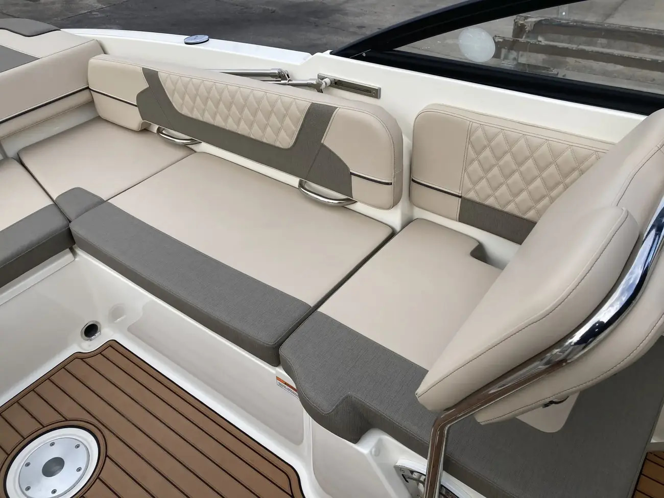 2023 Bayliner VR6 Cuddy Outboard te koop (photo 6)