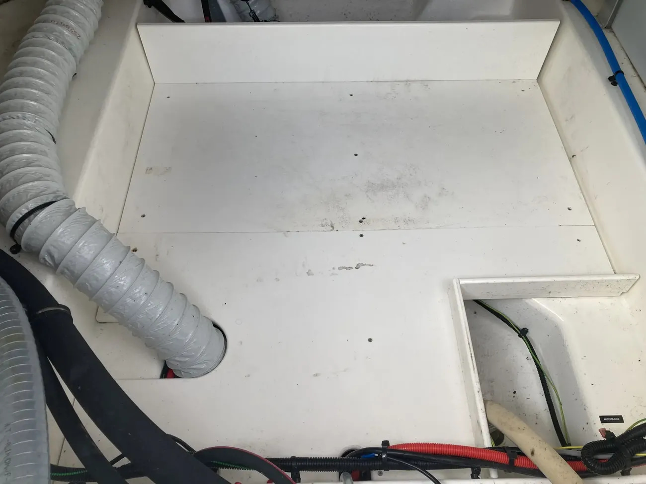 2023 Bayliner VR6 Cuddy Outboard te koop (photo 31)