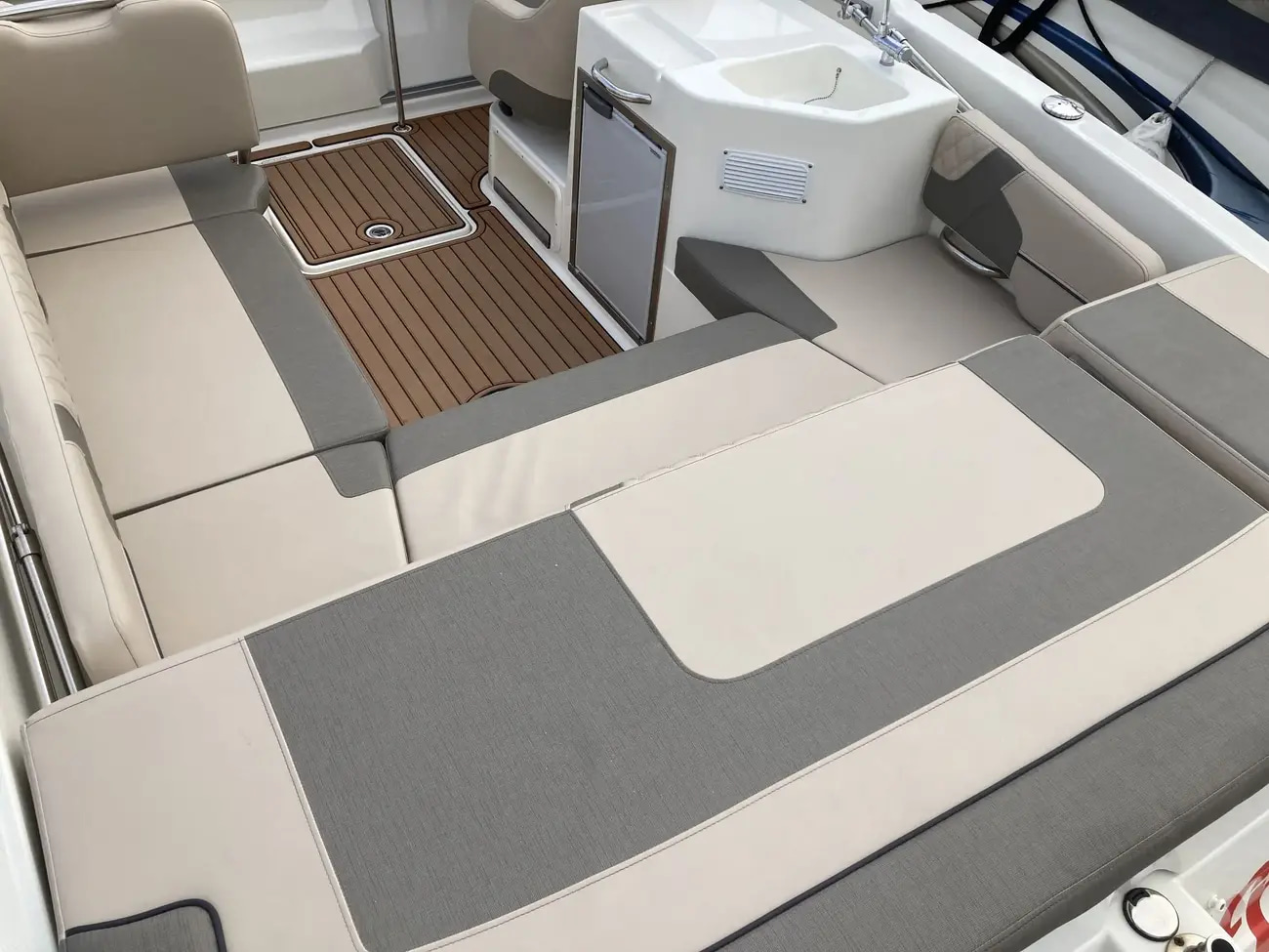 2023 Bayliner VR6 Cuddy Outboard te koop (photo 37)
