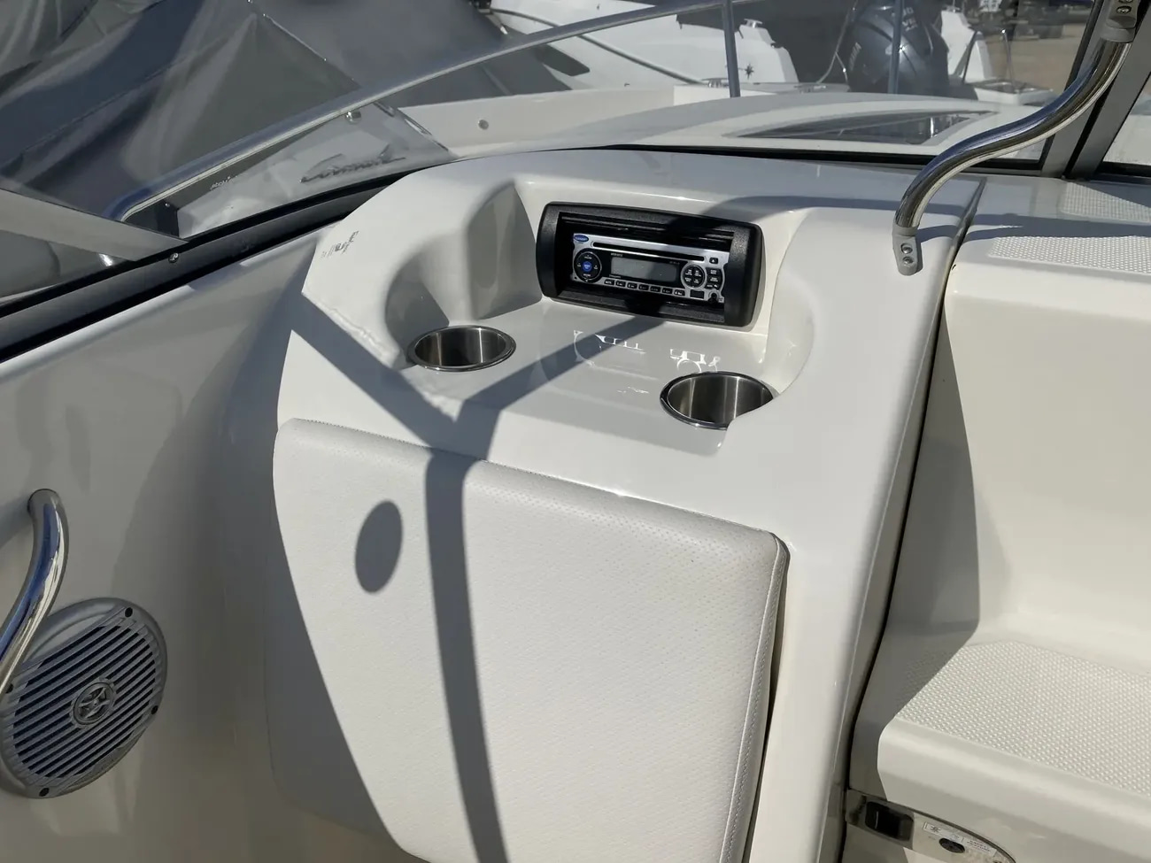 2014 Bayliner 742 Cuddy na sprzedaż (photo 36)