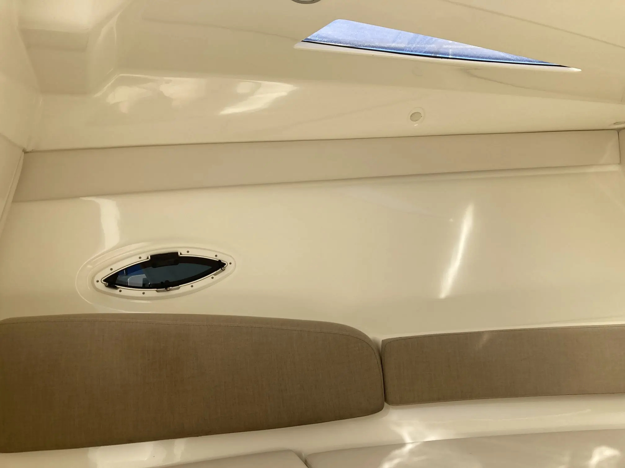 2014 Bayliner 742 Cuddy na sprzedaż (photo 49)