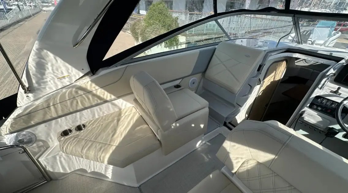 2025 Regal 26 Express Cruiser te koop (photo 14)