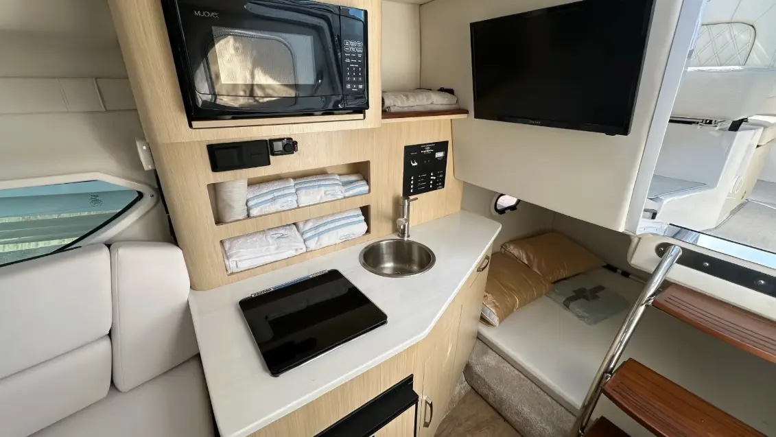 2025 Regal 26 Express Cruiser te koop (photo 28)