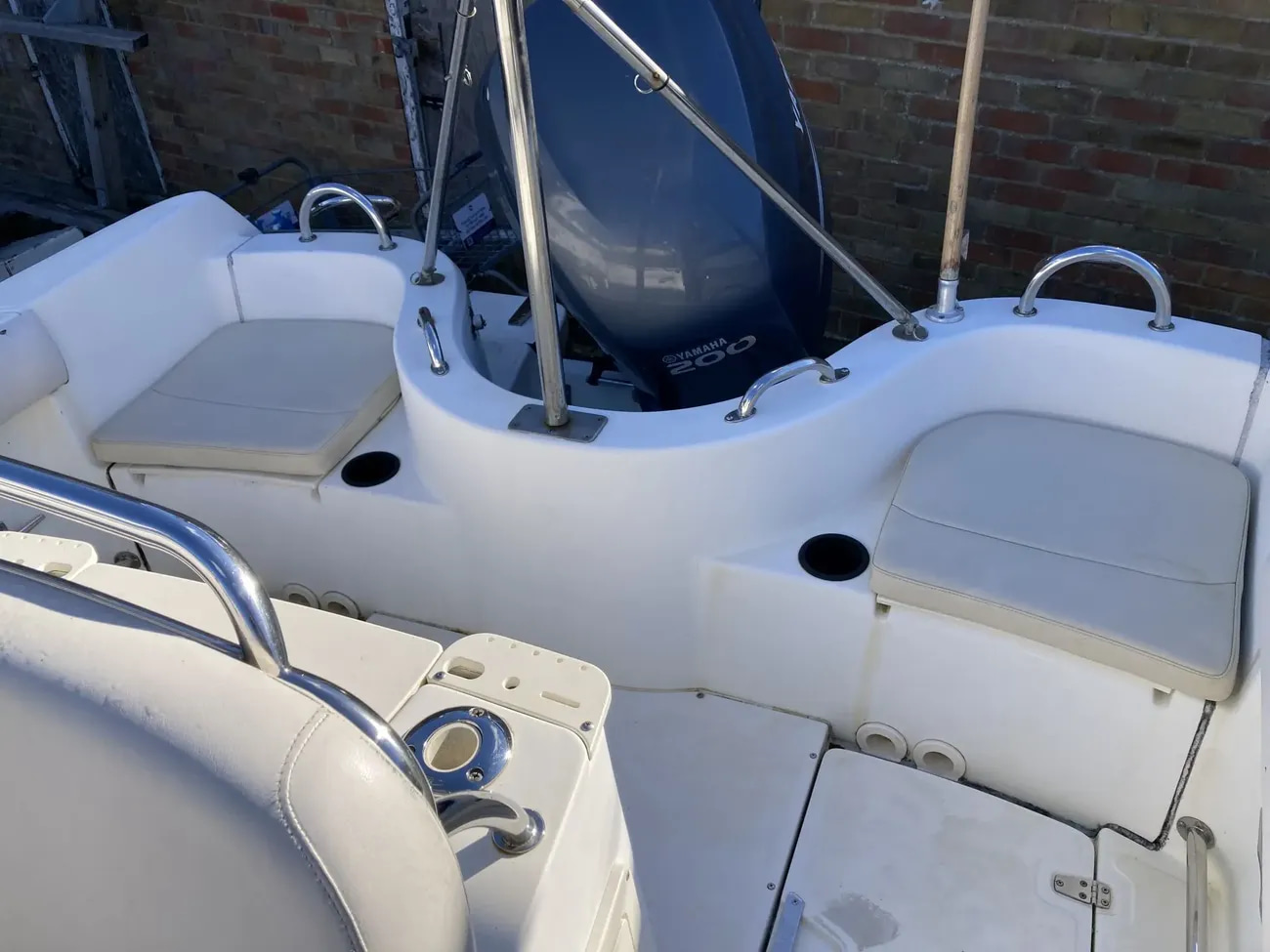 2003 Boston Whaler 210 Outrage en venta (photo 7)