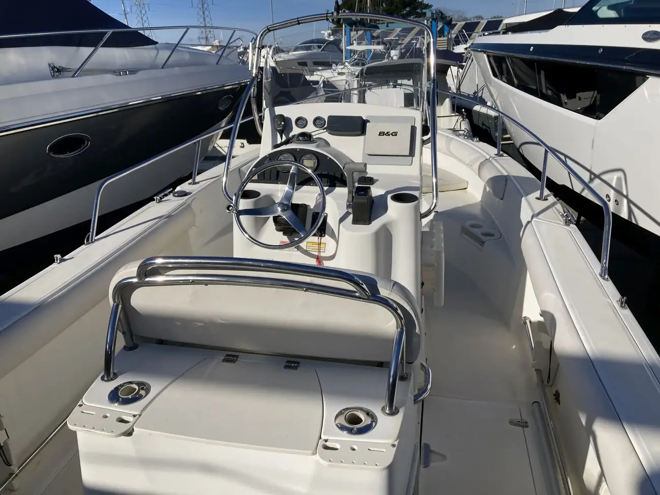 2003 Boston Whaler 210 Outrage en venta (photo 13)