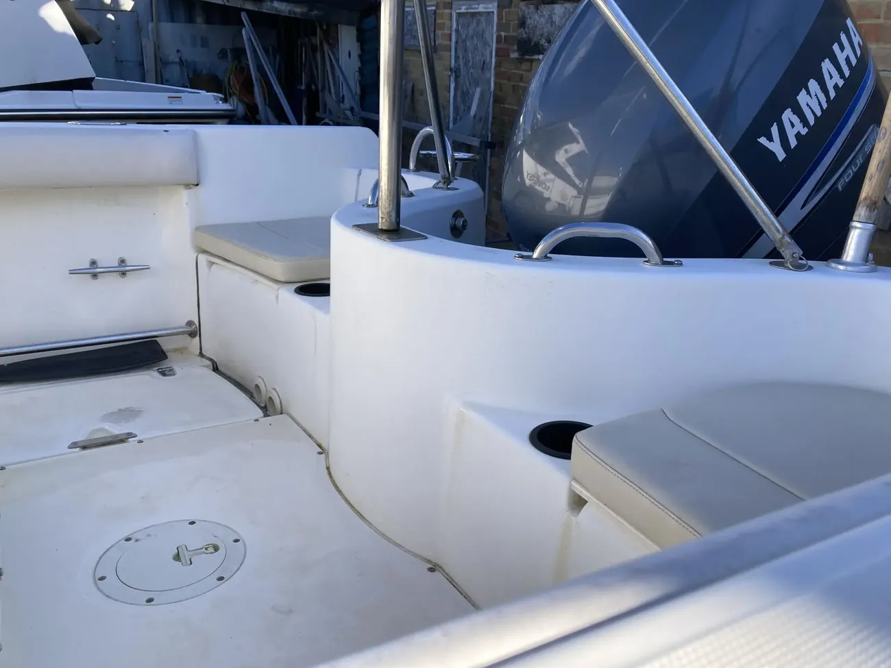 2003 Boston Whaler 210 Outrage en venta (photo 18)