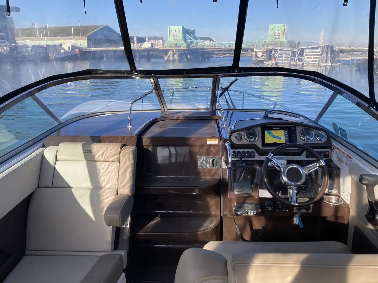 2014 Regal 280 Express à vendre (photo 2)