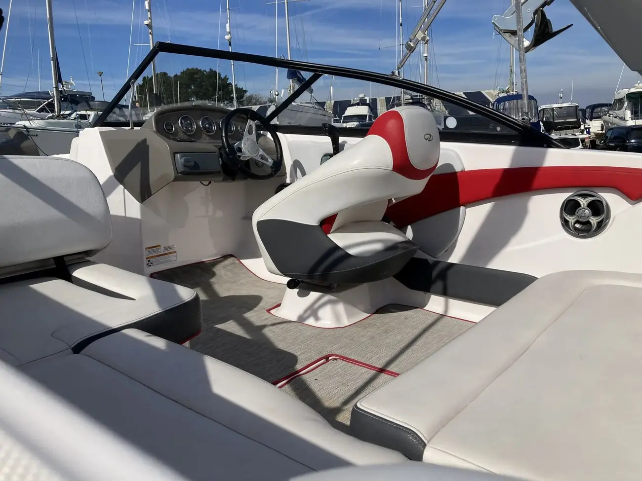 2015 Regal 1900 ESX en venta (photo 19)