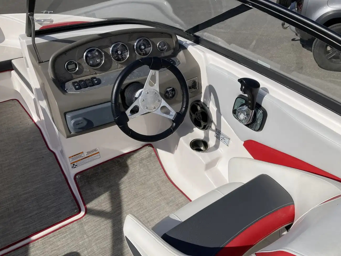 2015 Regal 1900 ESX en venta (photo 47)