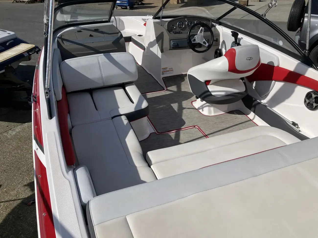 2015 Regal 1900 ESX en venta (photo 81)