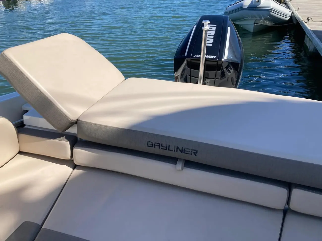 2019 Bayliner VR6 Cuddy Outboard à venda (photo 13)