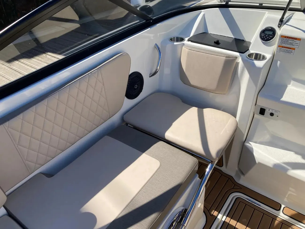 2019 Bayliner VR6 Cuddy Outboard à venda (photo 14)