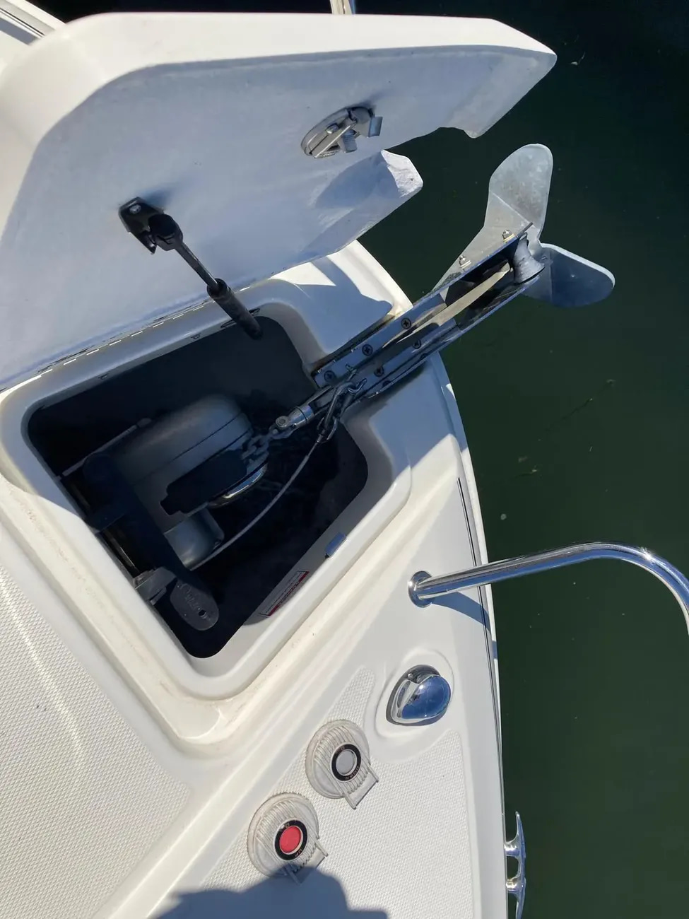 2019 Bayliner VR6 Cuddy Outboard à venda (photo 24)