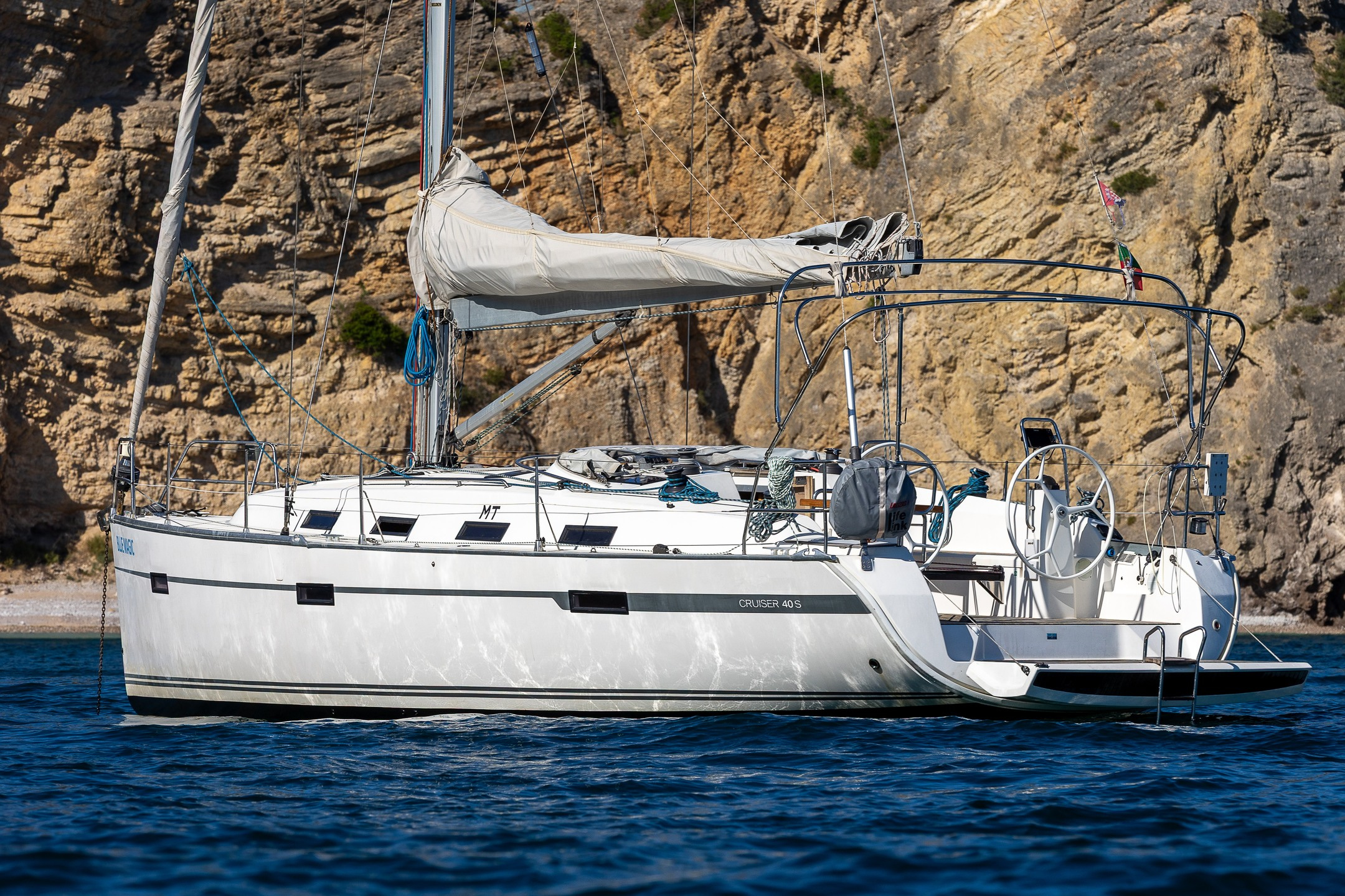 2012 Bavaria 40S na czarter (photo 2)
