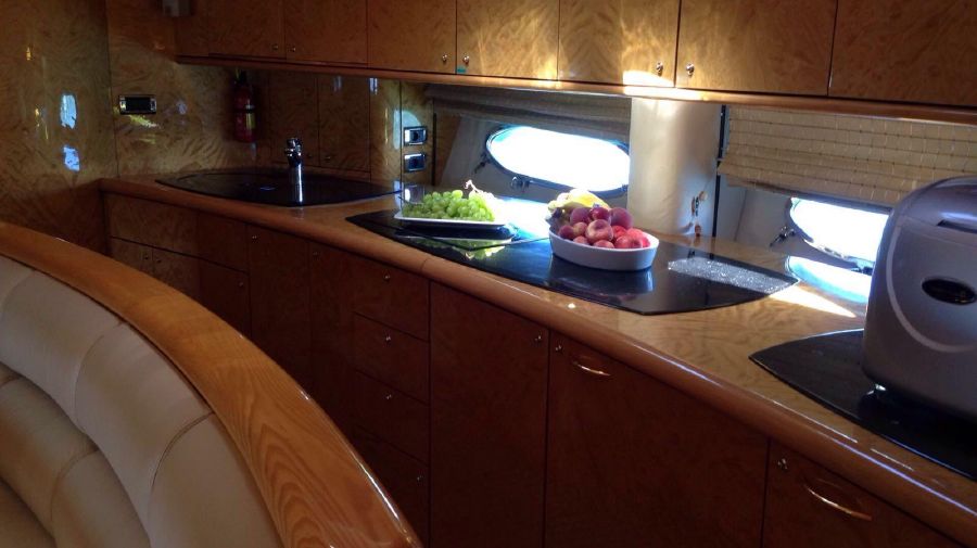 2003 Sunseeker Predator 75 te koop (photo 13)