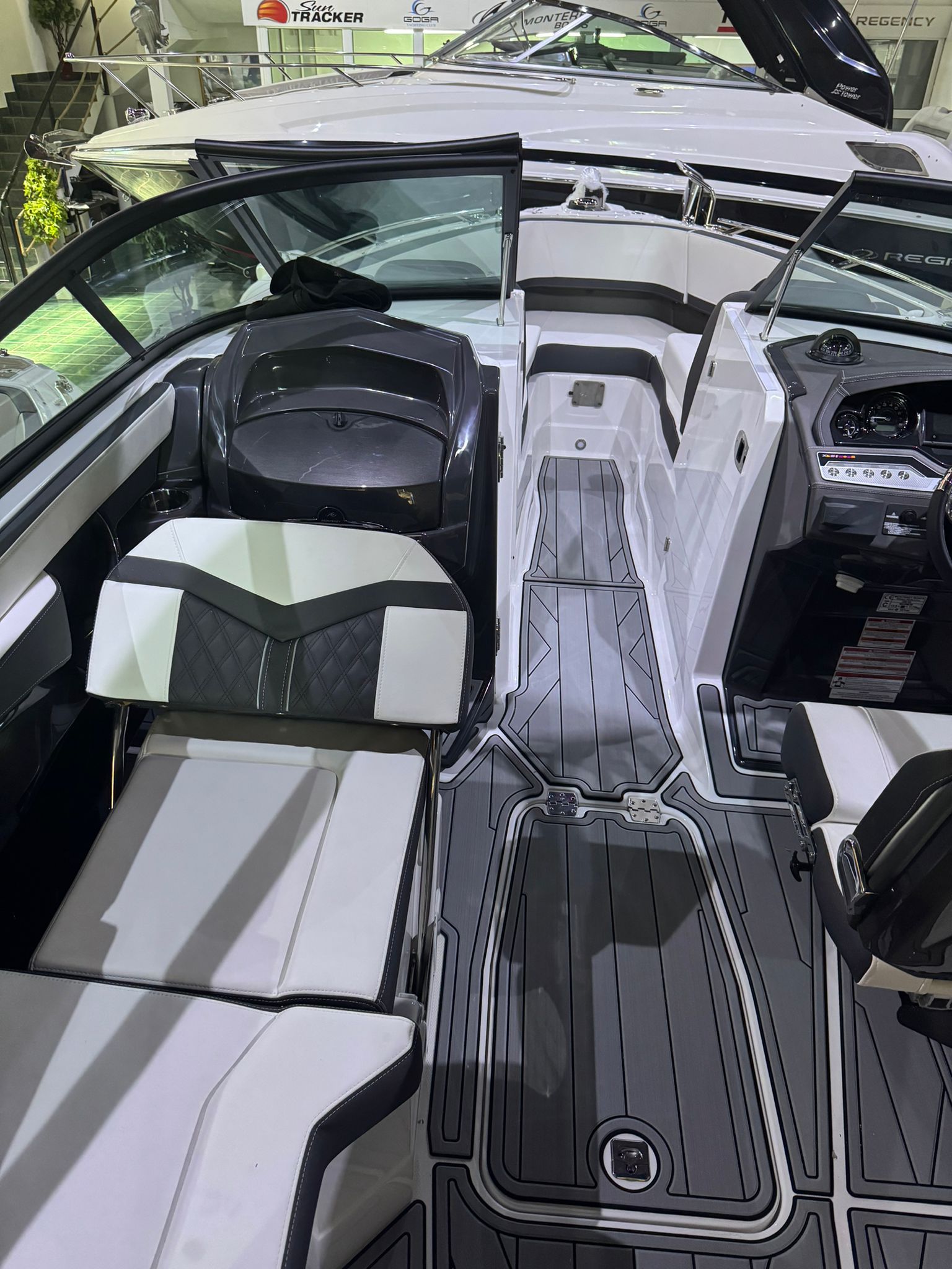 2024 Monterey 258 SS for sale (photo 6)
