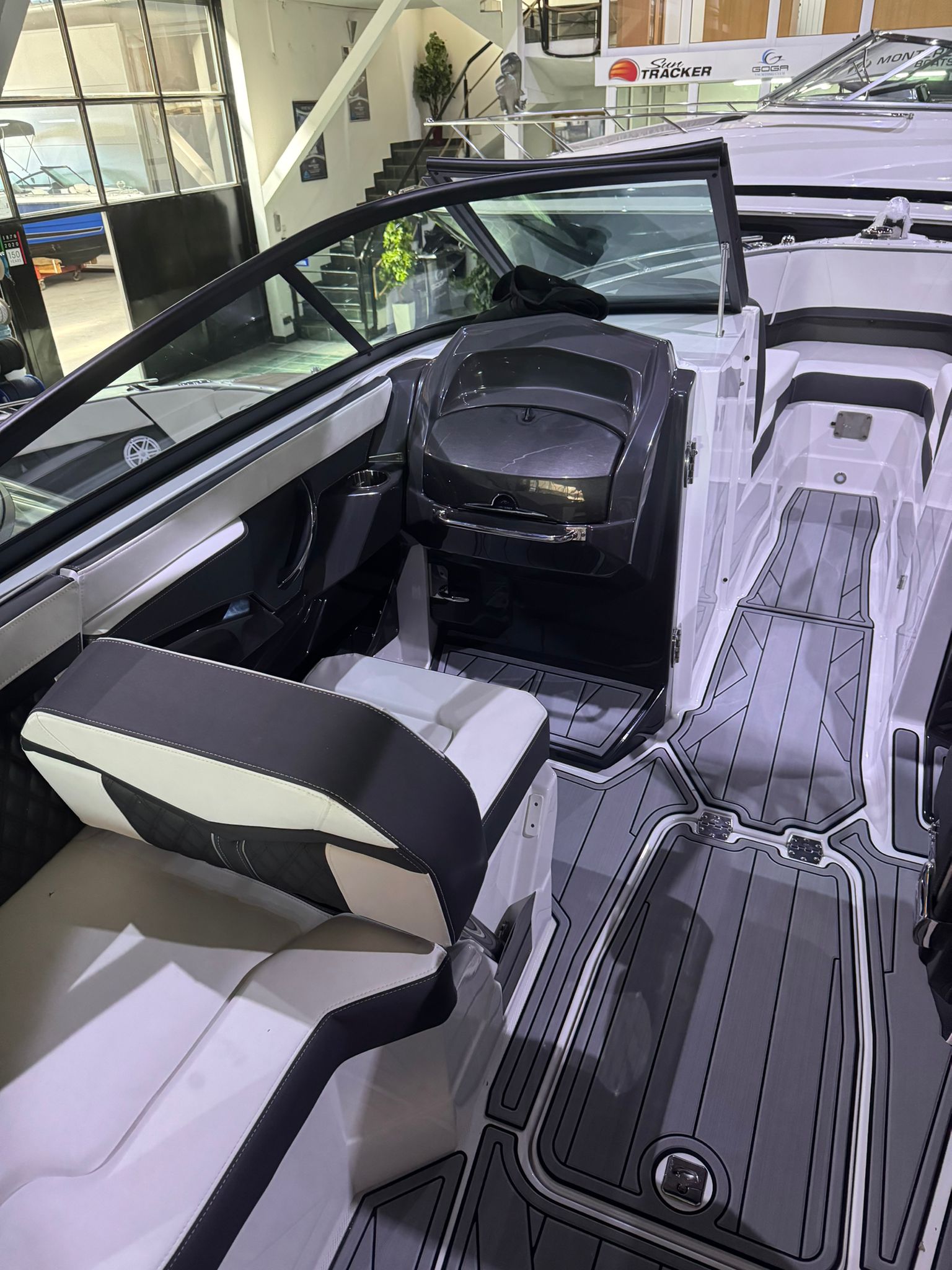 2024 Monterey 258 SS for sale (photo 7)