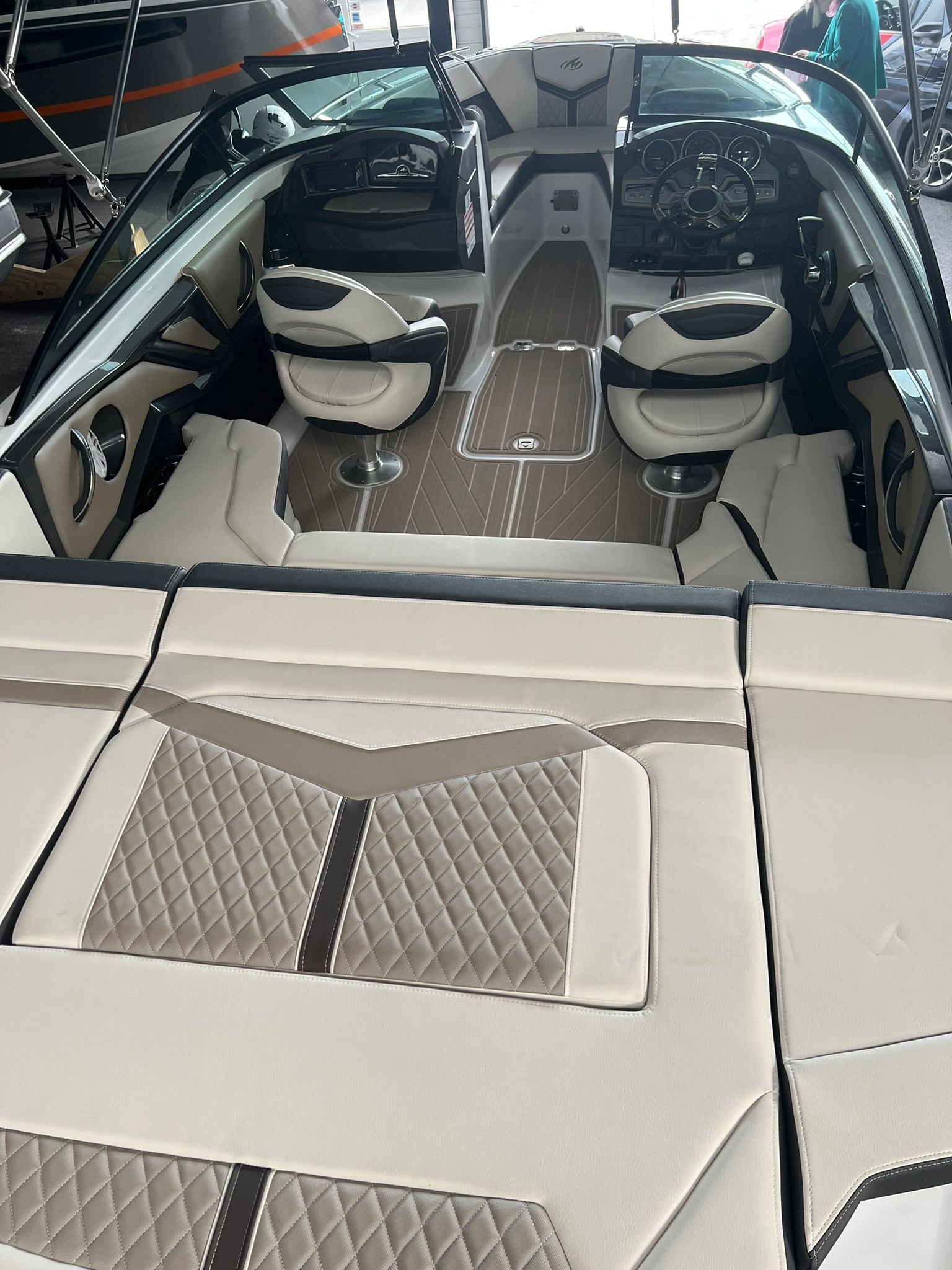 2026 Monterey 238 SS te koop (photo 9)
